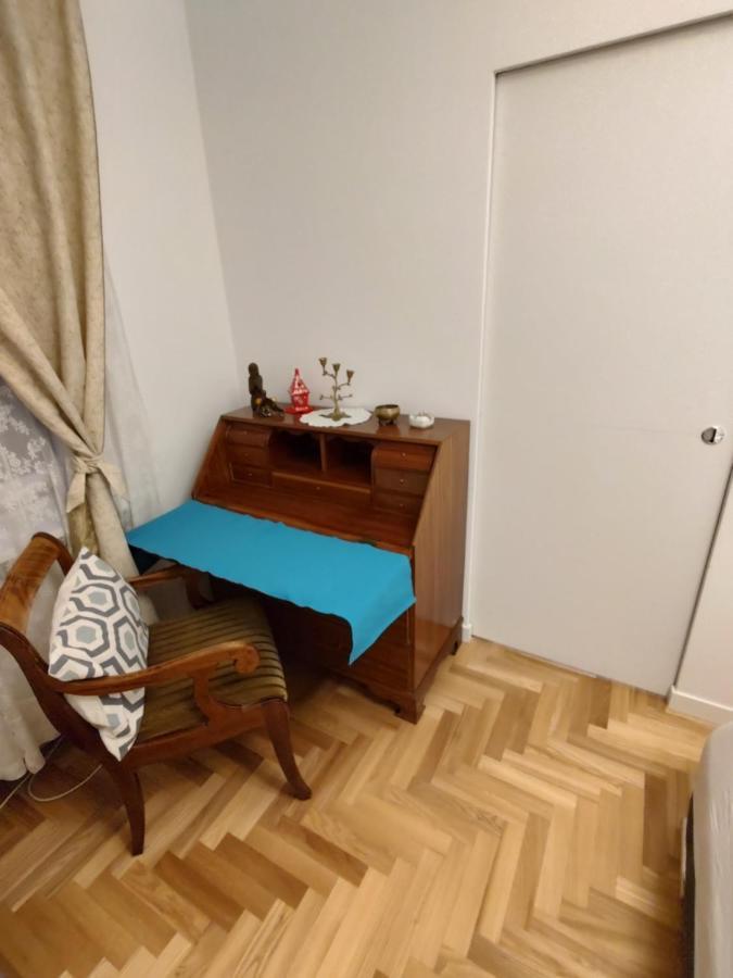 Apartamento Apartament Przy Starym Miescie Varsovia Exterior foto