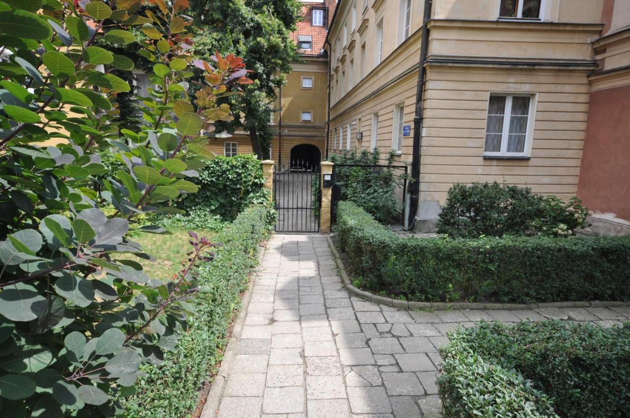 Apartamento Apartament Przy Starym Miescie Varsovia Exterior foto