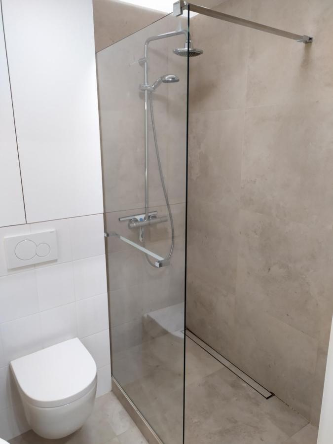 Apartamento Apartament Przy Starym Miescie Varsovia Exterior foto